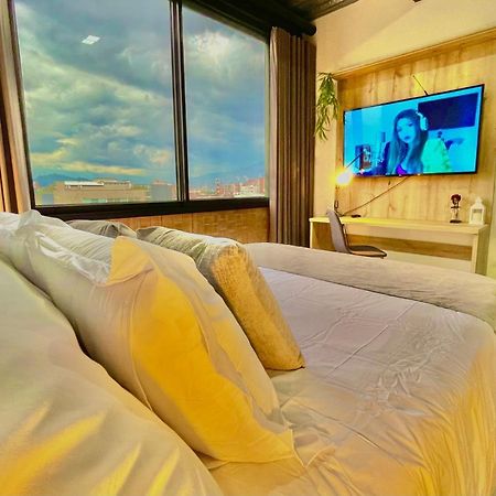 Apartamento En Laurels Medellín Extérieur photo