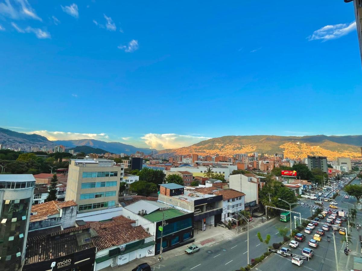 Apartamento En Laurels Medellín Extérieur photo