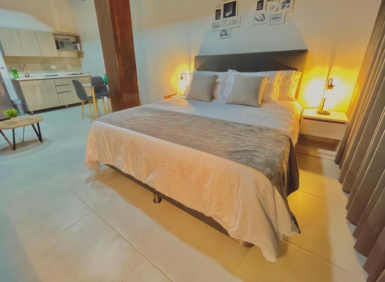 Apartamento En Laurels Medellín Extérieur photo