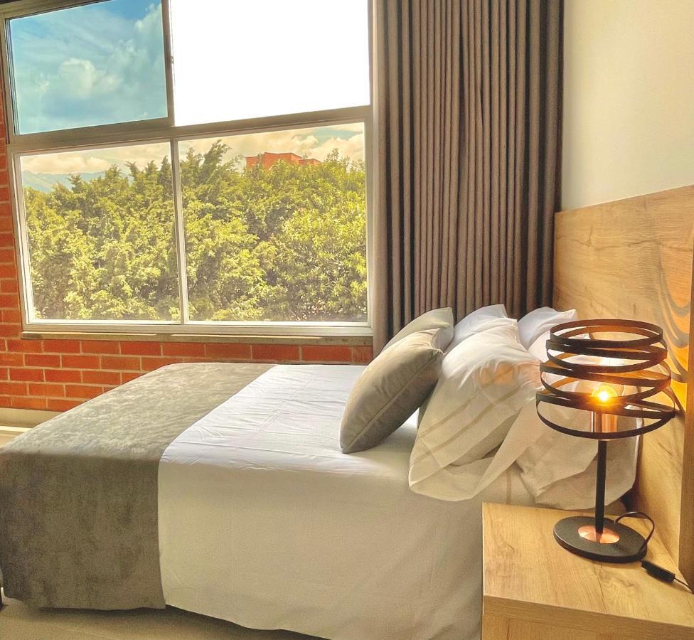 Apartamento En Laurels Medellín Extérieur photo